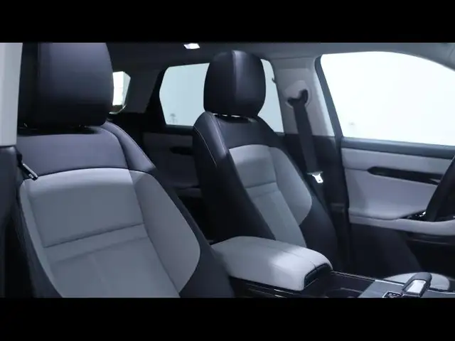 Land Rover Range Rover Evoque view 11