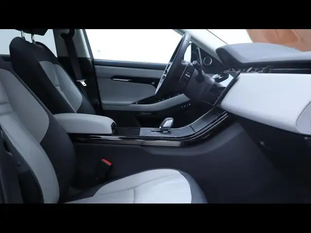 Land Rover Range Rover Evoque view 10