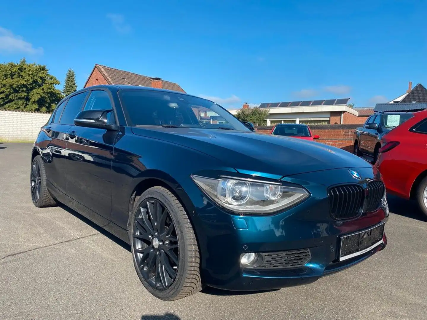 BMW 118 i. Leder/Automatic/Xenon/18"Aluf Blau - 1