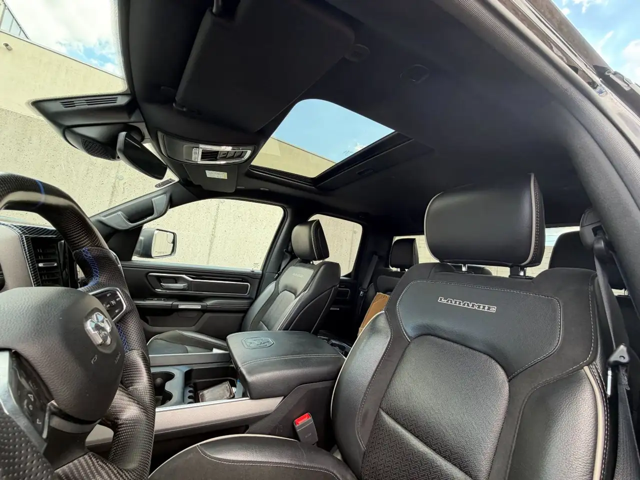 Dodge RAM 2021 — фото 10