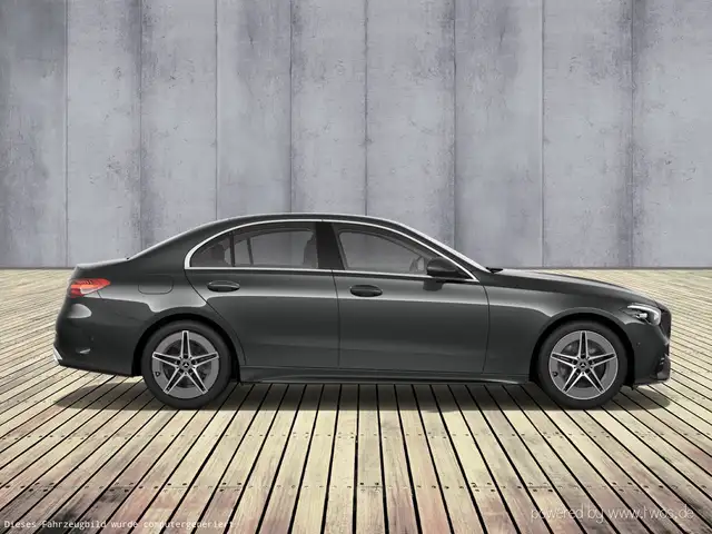 Mercedes-Benz C-Class view 8