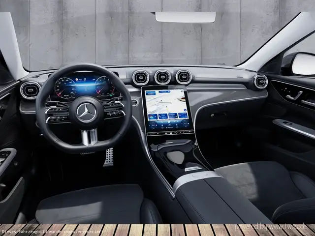 Mercedes-Benz C-Class view 5