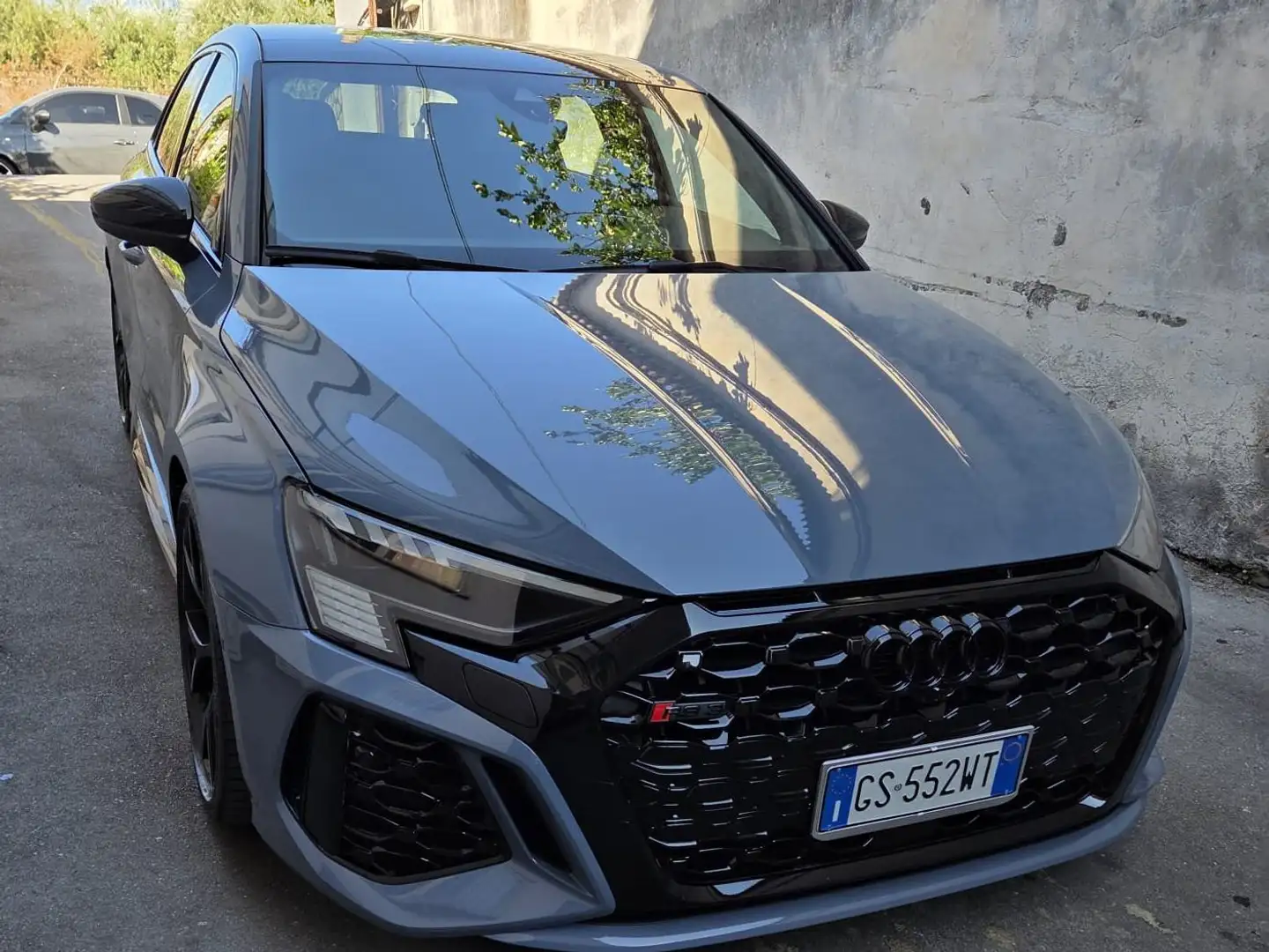 Audi RS3 A3 IV 2020 Sportback  2.5 tfsi quattro s-tronic Grau - 2