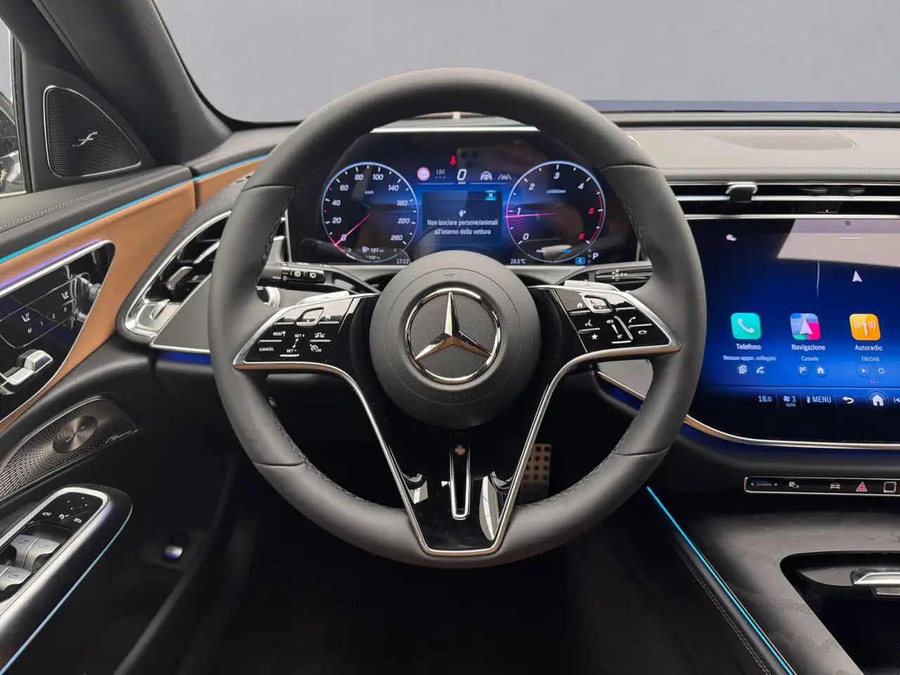 Mercedes-Benz E-Class 2026 — фото 15