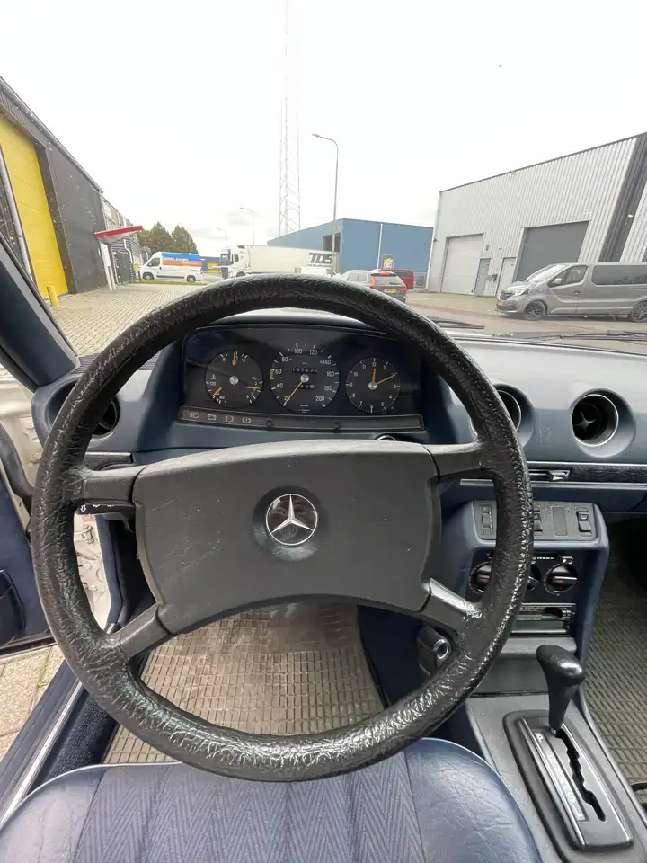 Mercedes-Benz E 230, foto 9