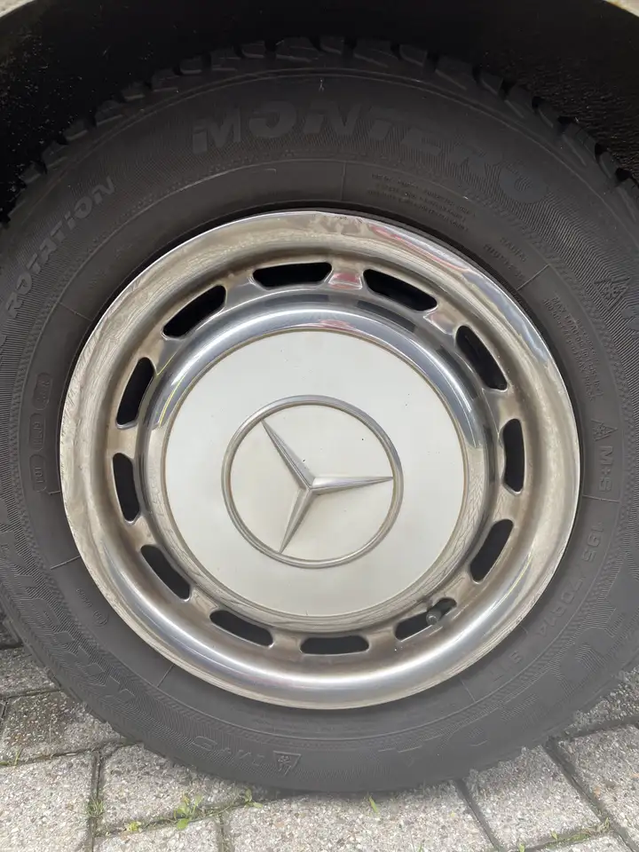 Mercedes-Benz E 230, foto 3
