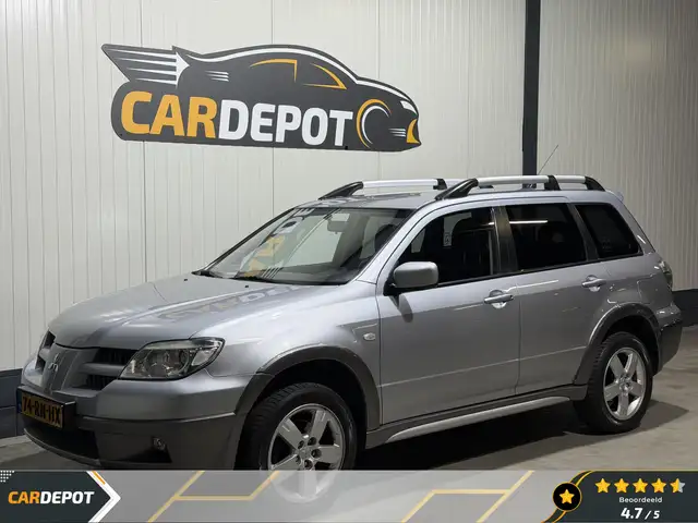 2005 Mitsubishi Outlander in Grey for sale