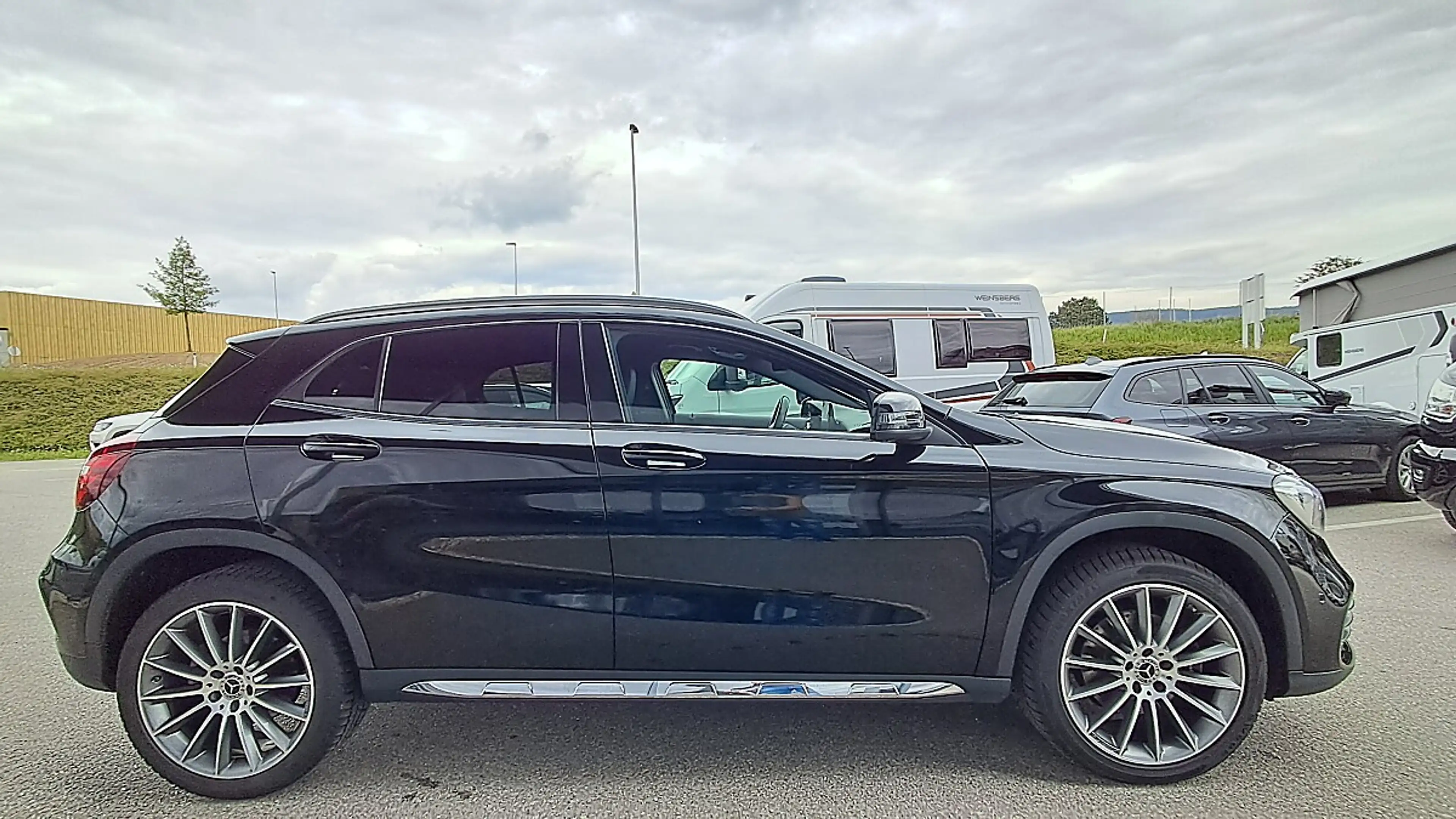 Mercedes-Benz GLA 220 d 4MATIC Aut., AMG Line — photo 6