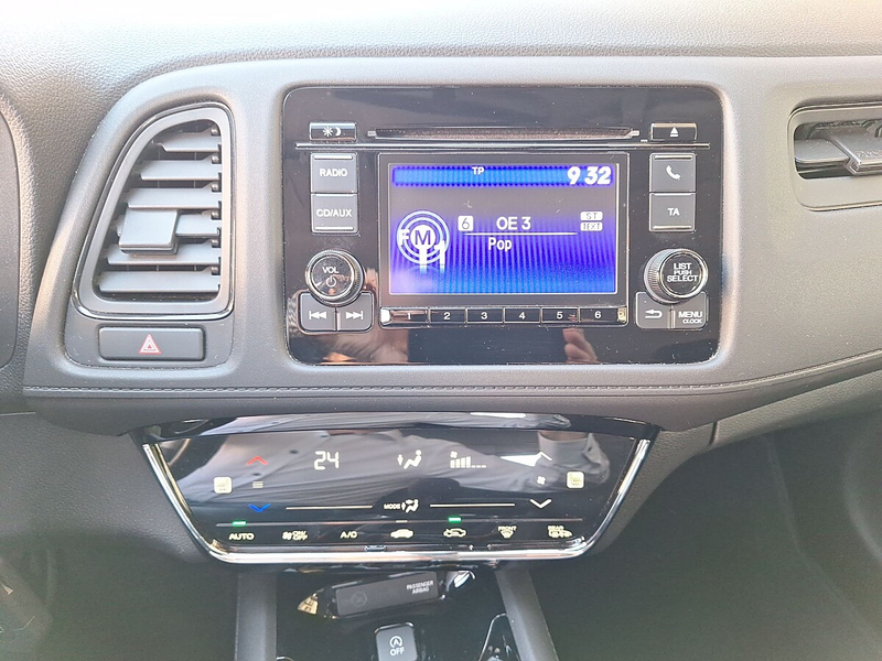 Honda HR-V 1,5 i-VTEC Comfort — photo 13