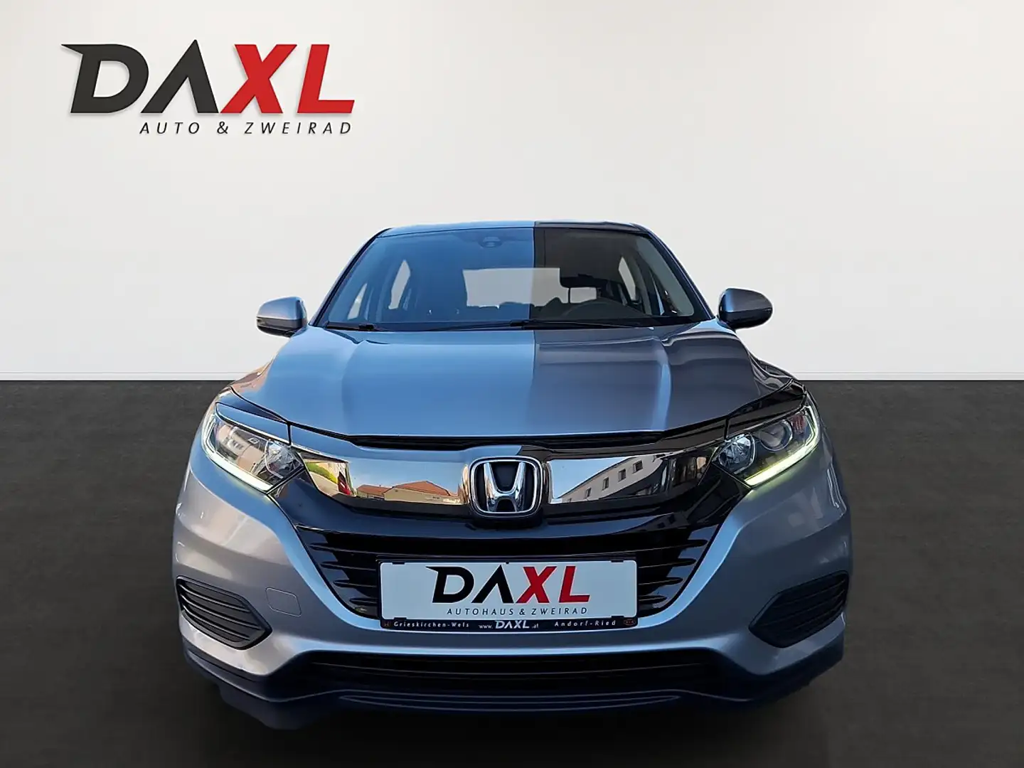 Honda HR-V 1,5 i-VTEC Comfort Silber - 2