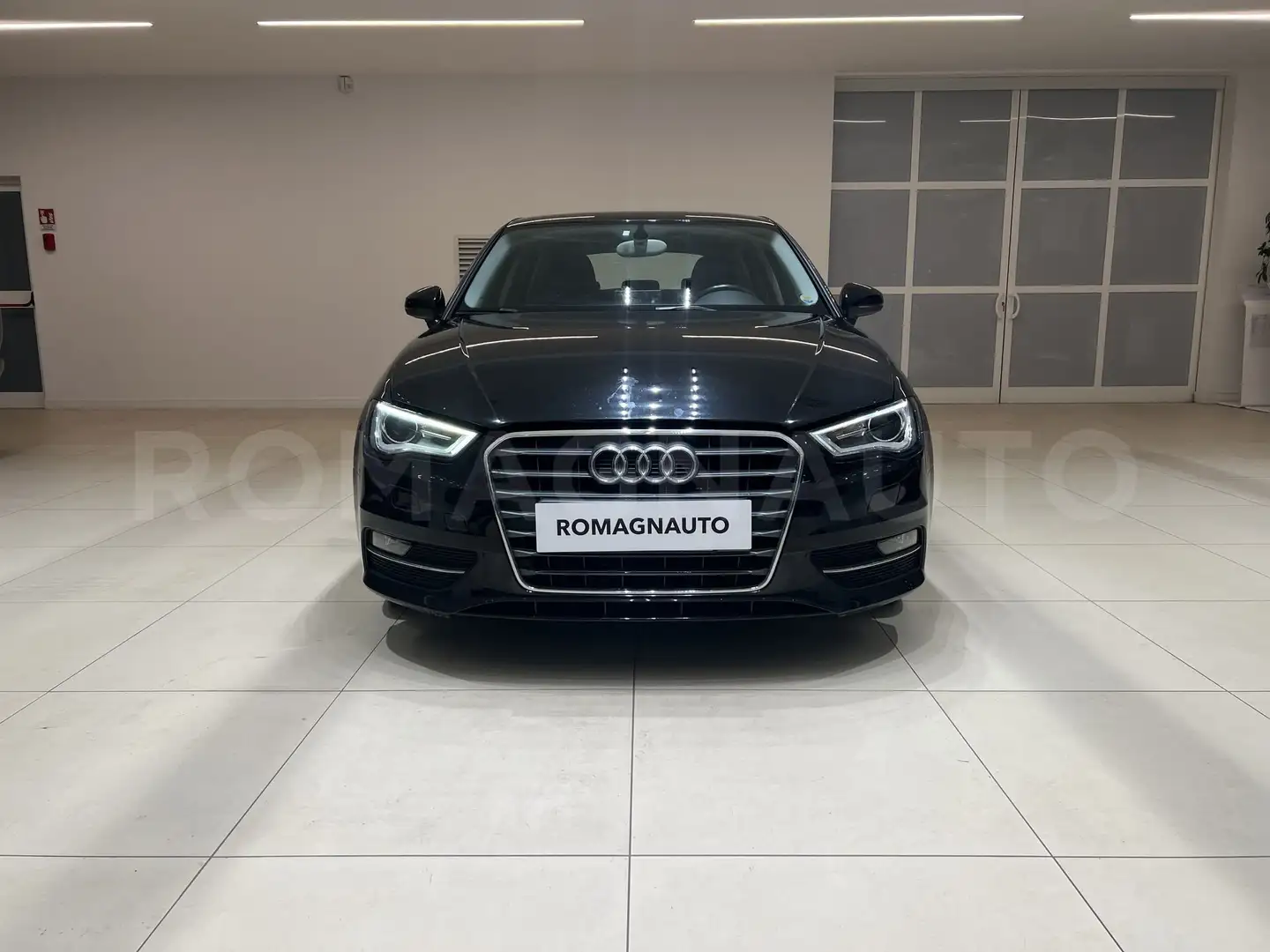 Audi A3 A3 1.6 TDI clean diesel Ambition Noir - 2