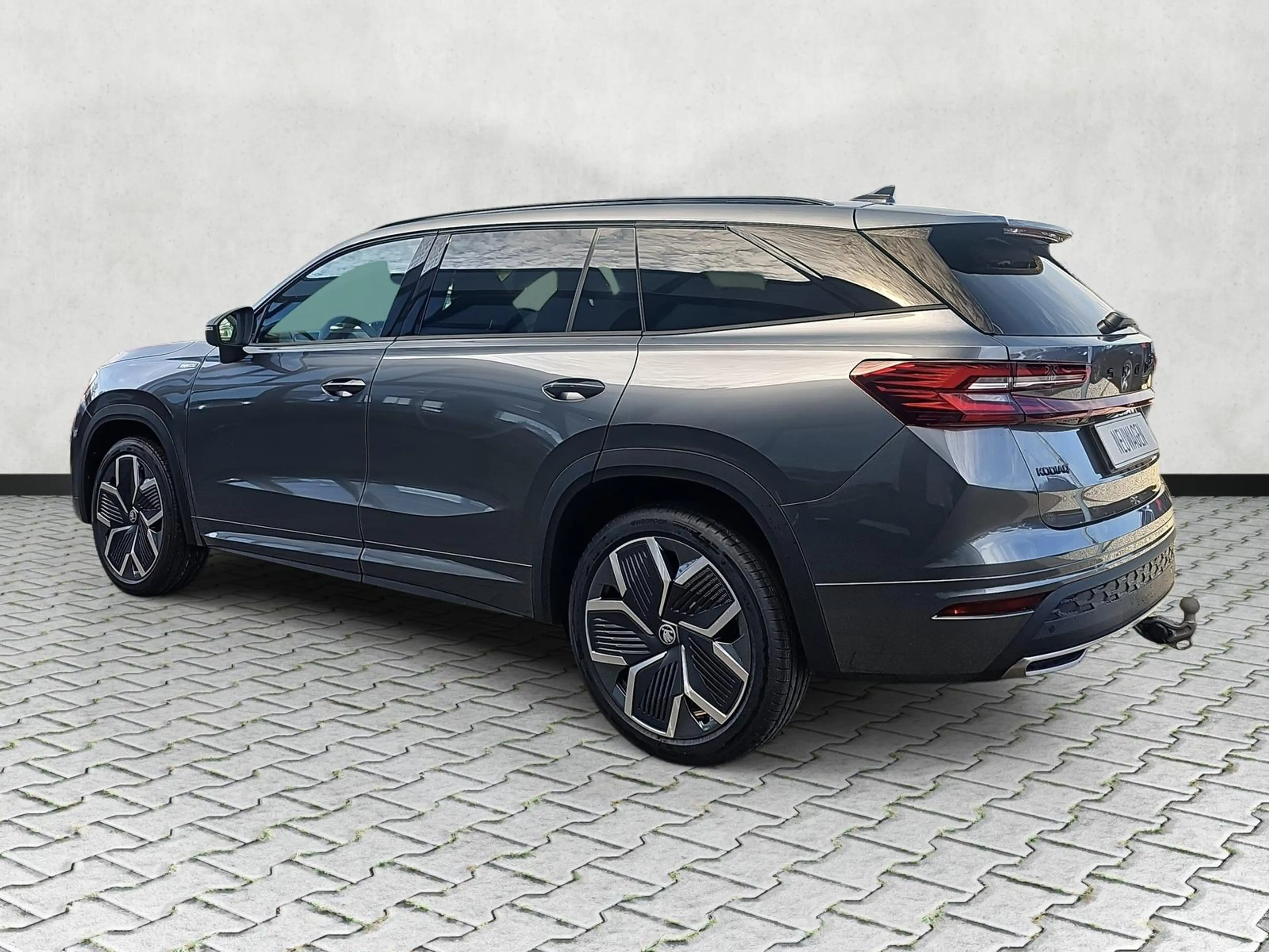 Skoda Kodiaq 1.5 TSI DSG Sportline 7Si Matrix AHK Pano — photo 6