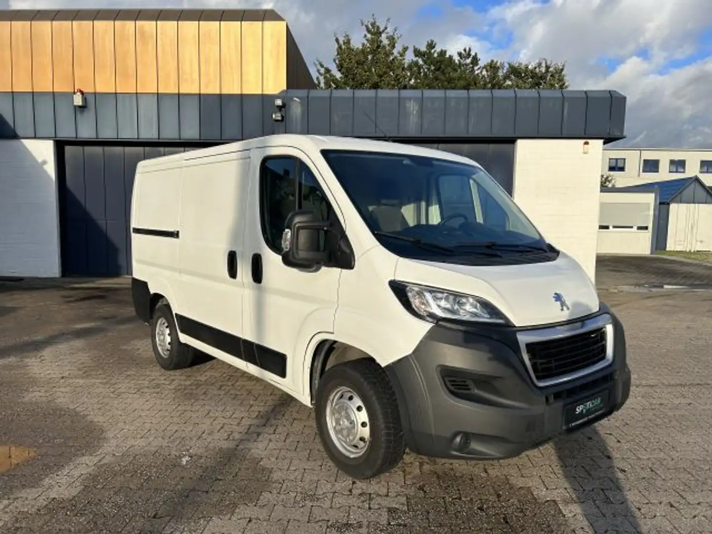 Peugeot Boxer HDi 330 L1H1 Avantage Edition - 2