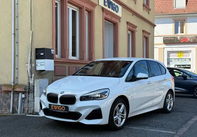 BMW serie active-tourer 1.5 225cv phev hybrid 14.2kwh xdrive dkg camera de recul garantie 6 mois