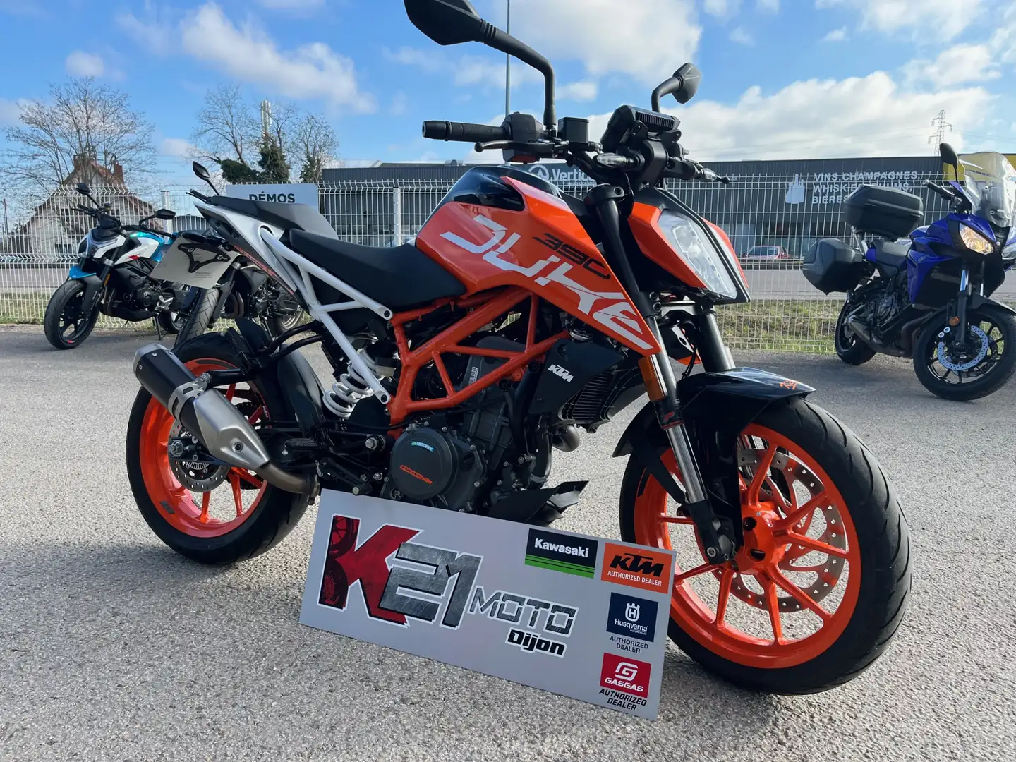 KTM 390 Duke Orange - 1