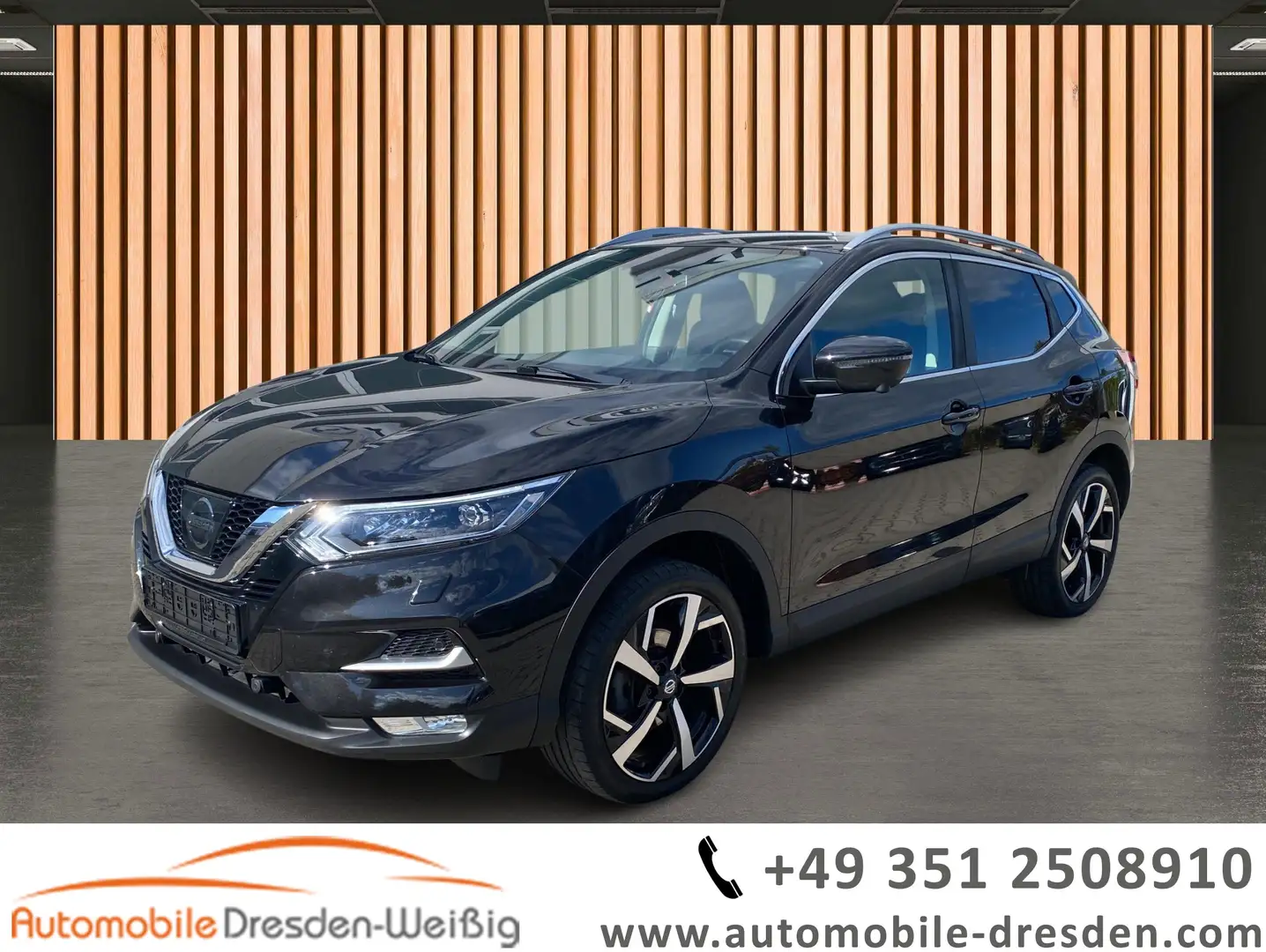 Nissan Qashqai 1.6 DIG-T Tekna*Leder*LED*Navi Zwart - 1