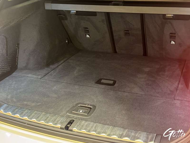 Photo du véhicule BMW 318