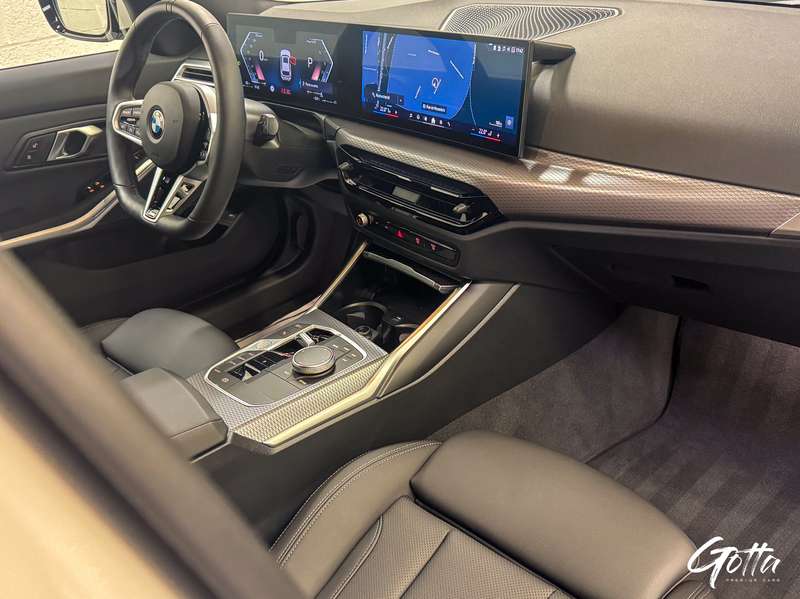 Photo du véhicule BMW 318