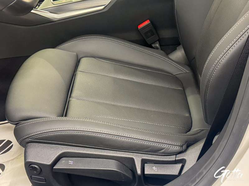 Photo du véhicule BMW 318