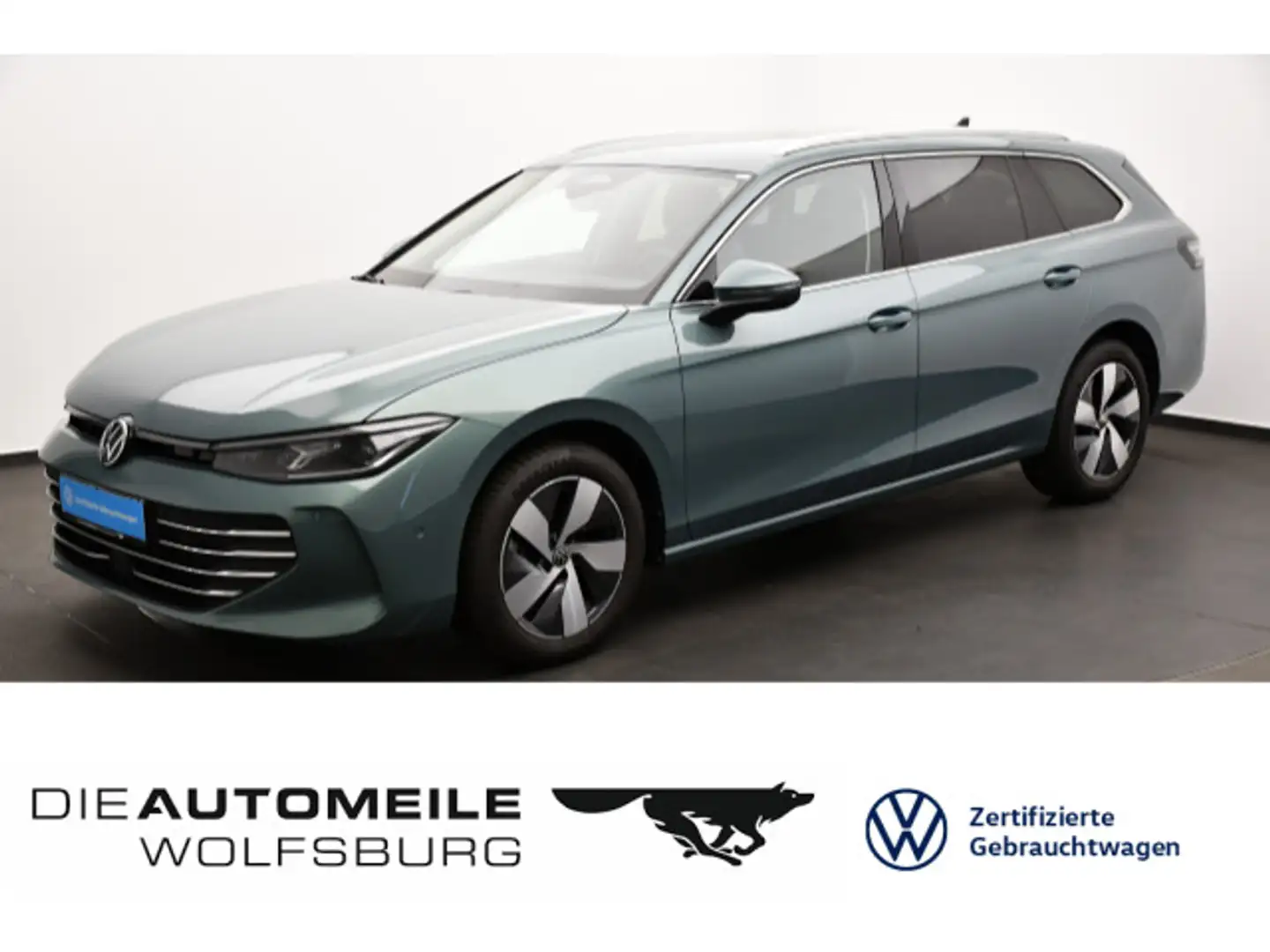 Volkswagen Passat Variant 1.5 eTSI DSG Business neues Model Grün - 1