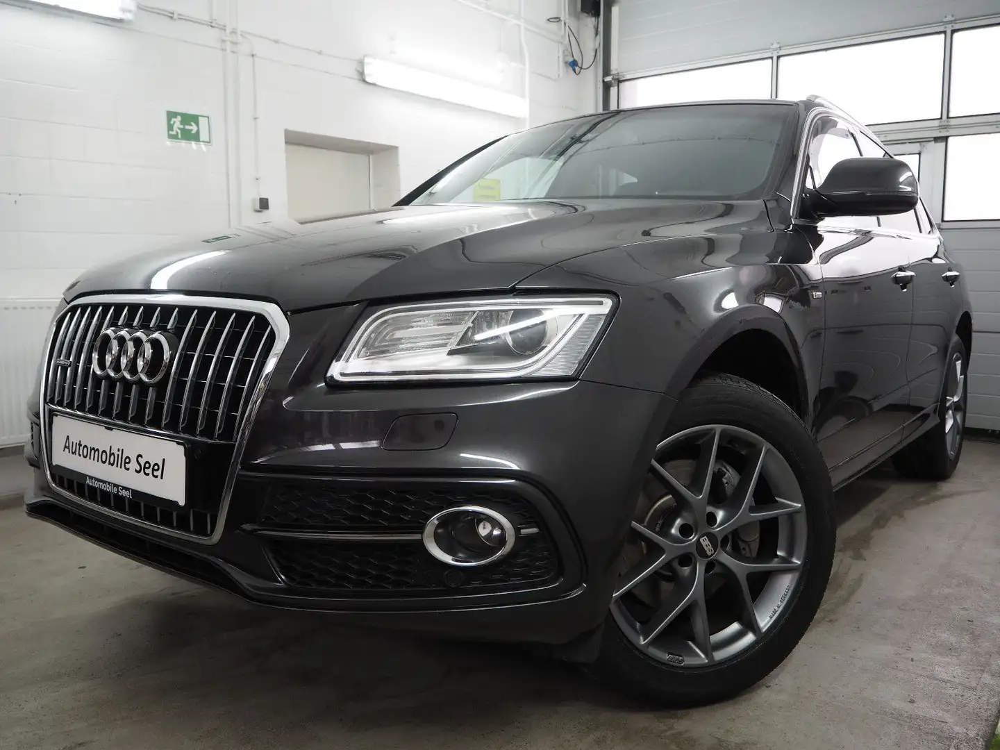 Audi Q5 3.0 TDI  quattro*S Line*Navi*Xenon*AHK* Gris - 1