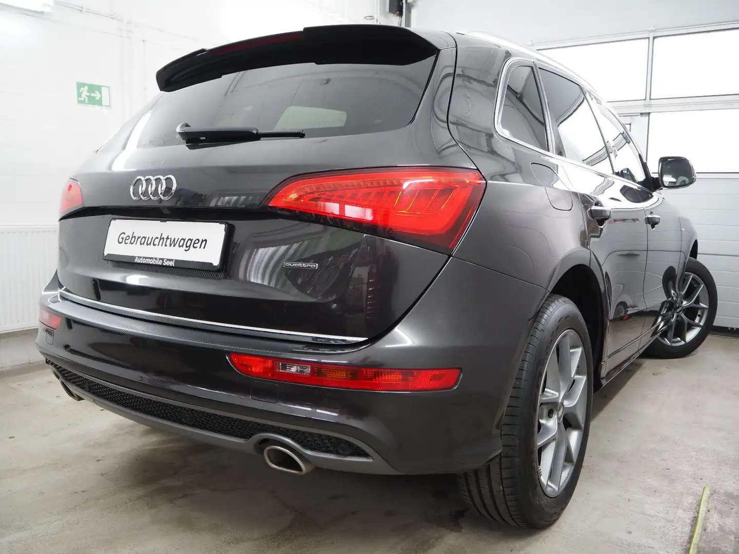 Audi Q5 3.0 TDI  quattro*S Line*Navi*Xenon*AHK* Gris - 2