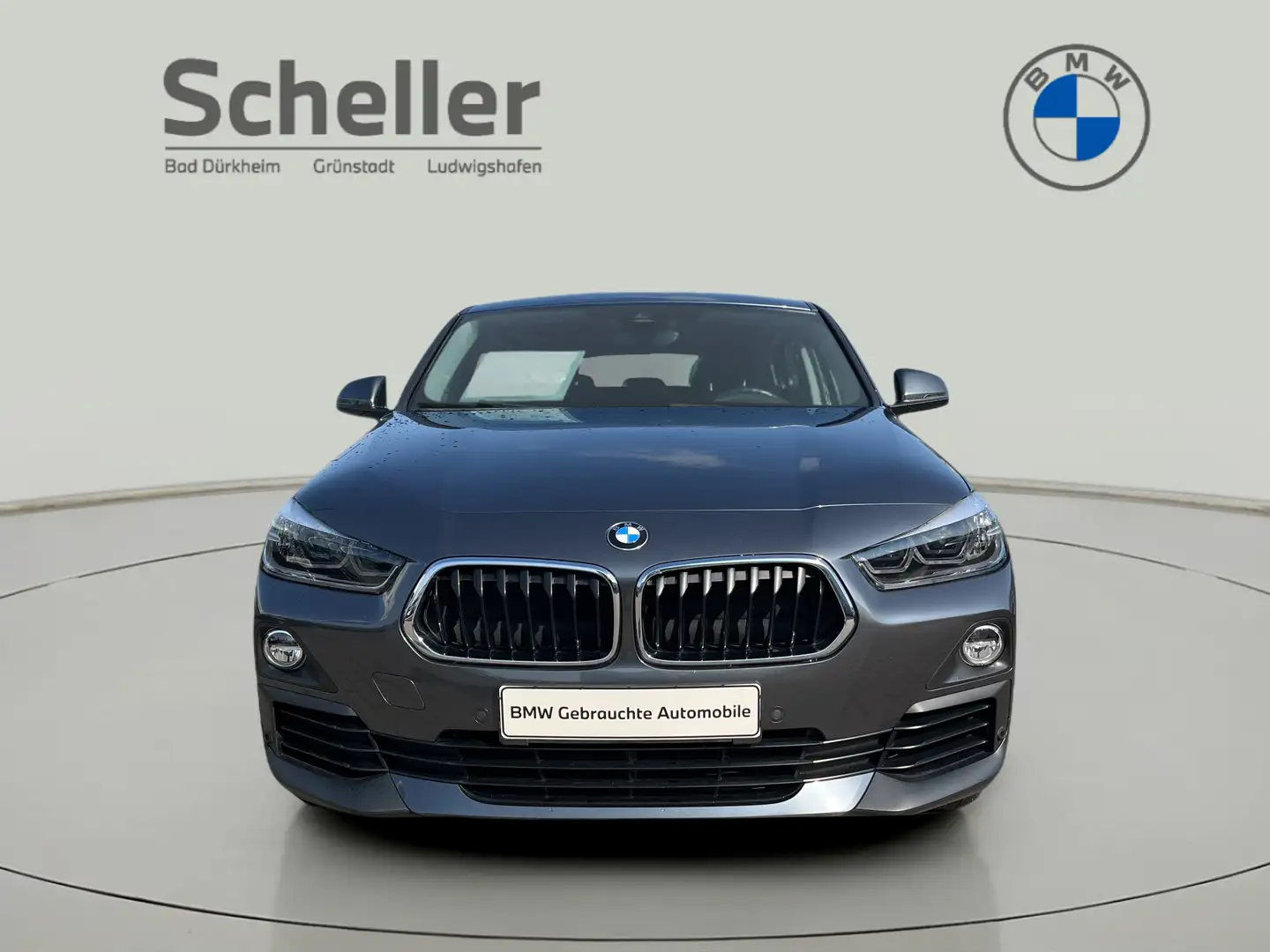 BMW X2 sDrive18i Advantage LED Navi Tempomat Shz Grau - 2