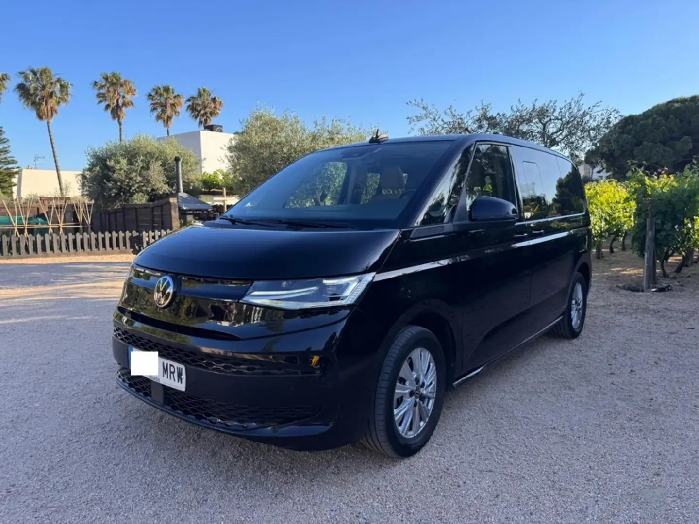 Volkswagen T7 Multivan 1.4 TSI PHEV Batalla Corta Life DSG 160kW Negro - 1