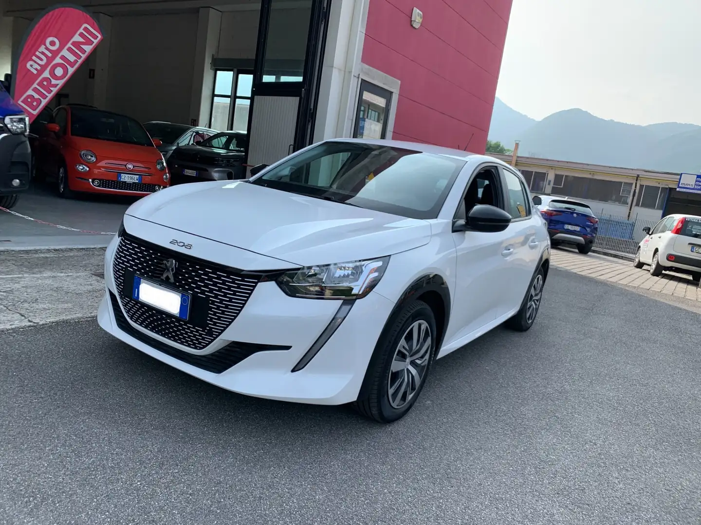 Peugeot 208 motore elettrico 136 CV 5 porte Active Bianco - 1