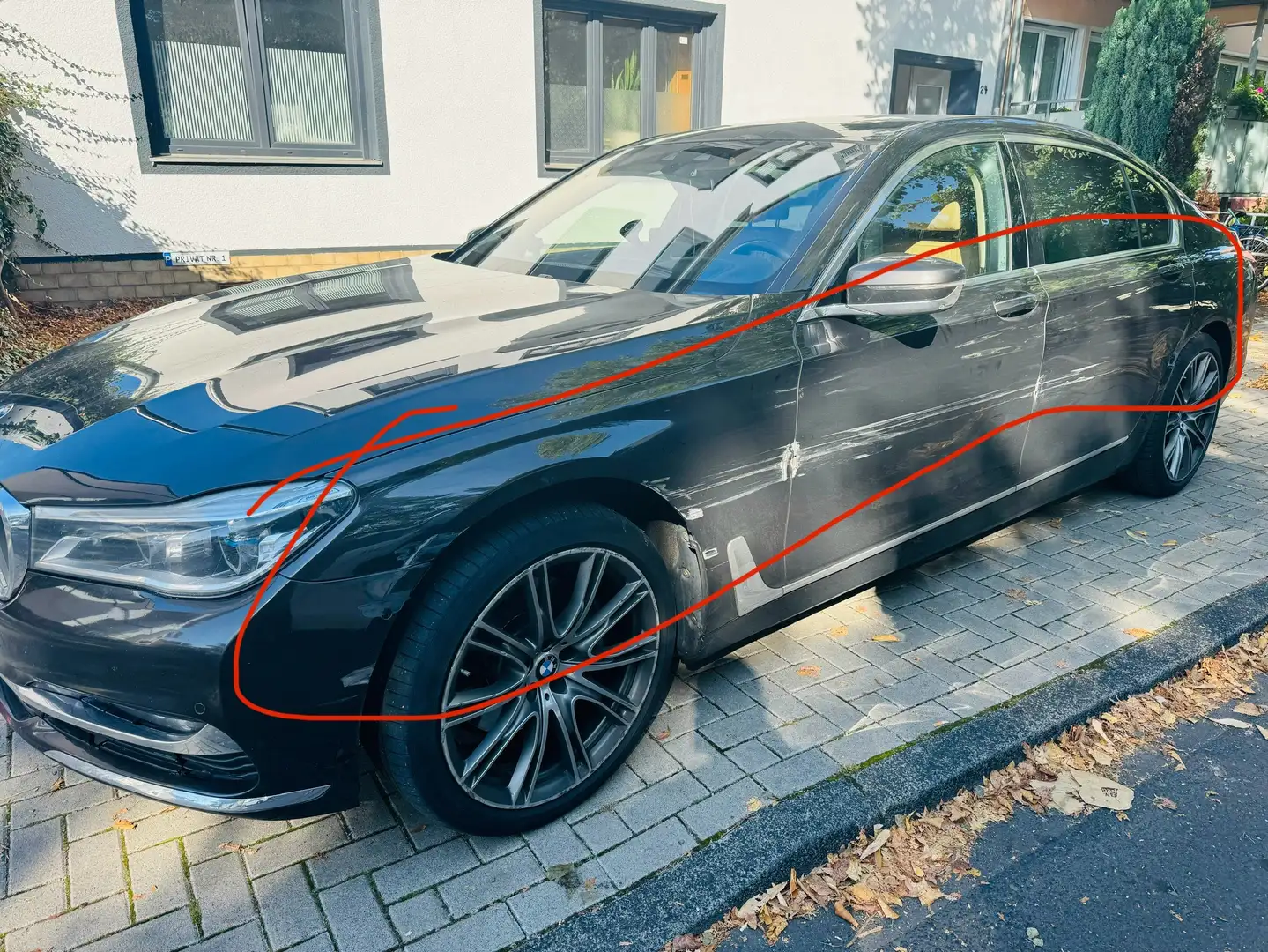 BMW 740 740 Lang d xDrive - VOLLAUSSTATTUNG - Seitenschade Grau - 1