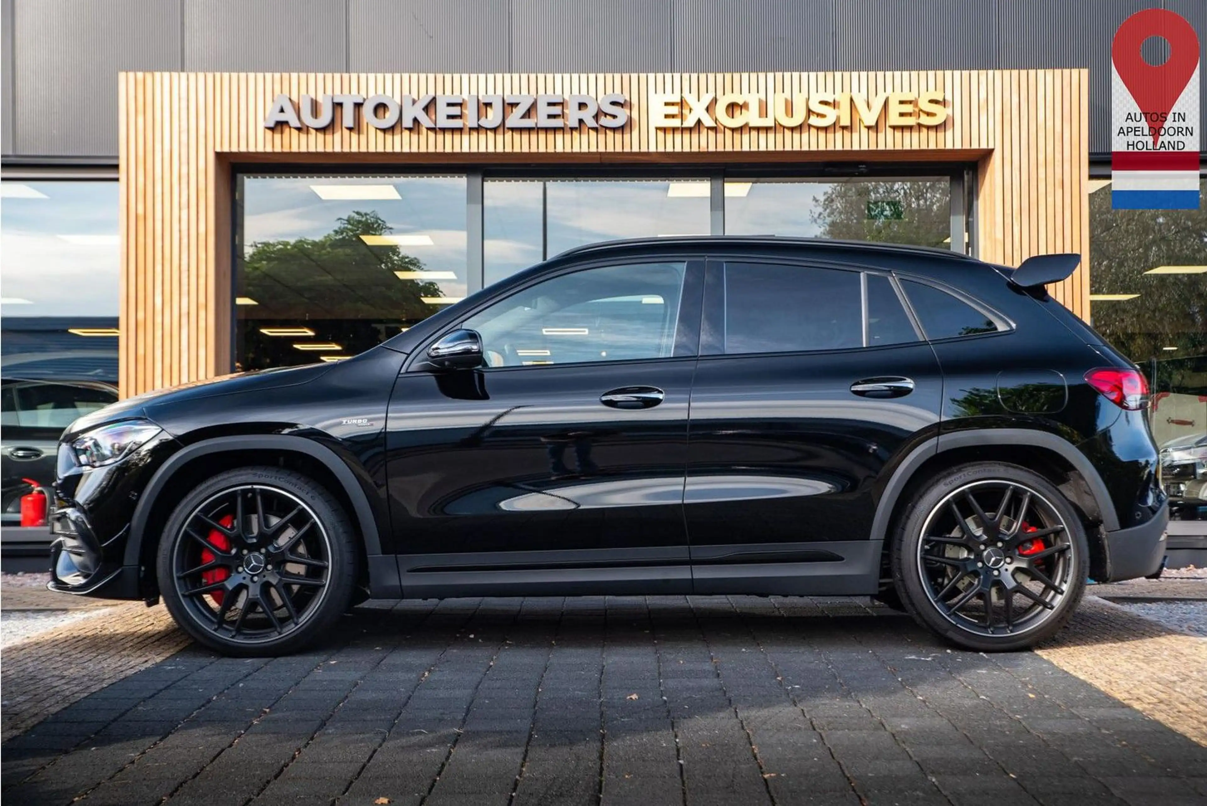 Mercedes-Benz GLA 45 AMG S 4MATIC+ Mercedes-Benz GLA 45 S AMG — photo 3