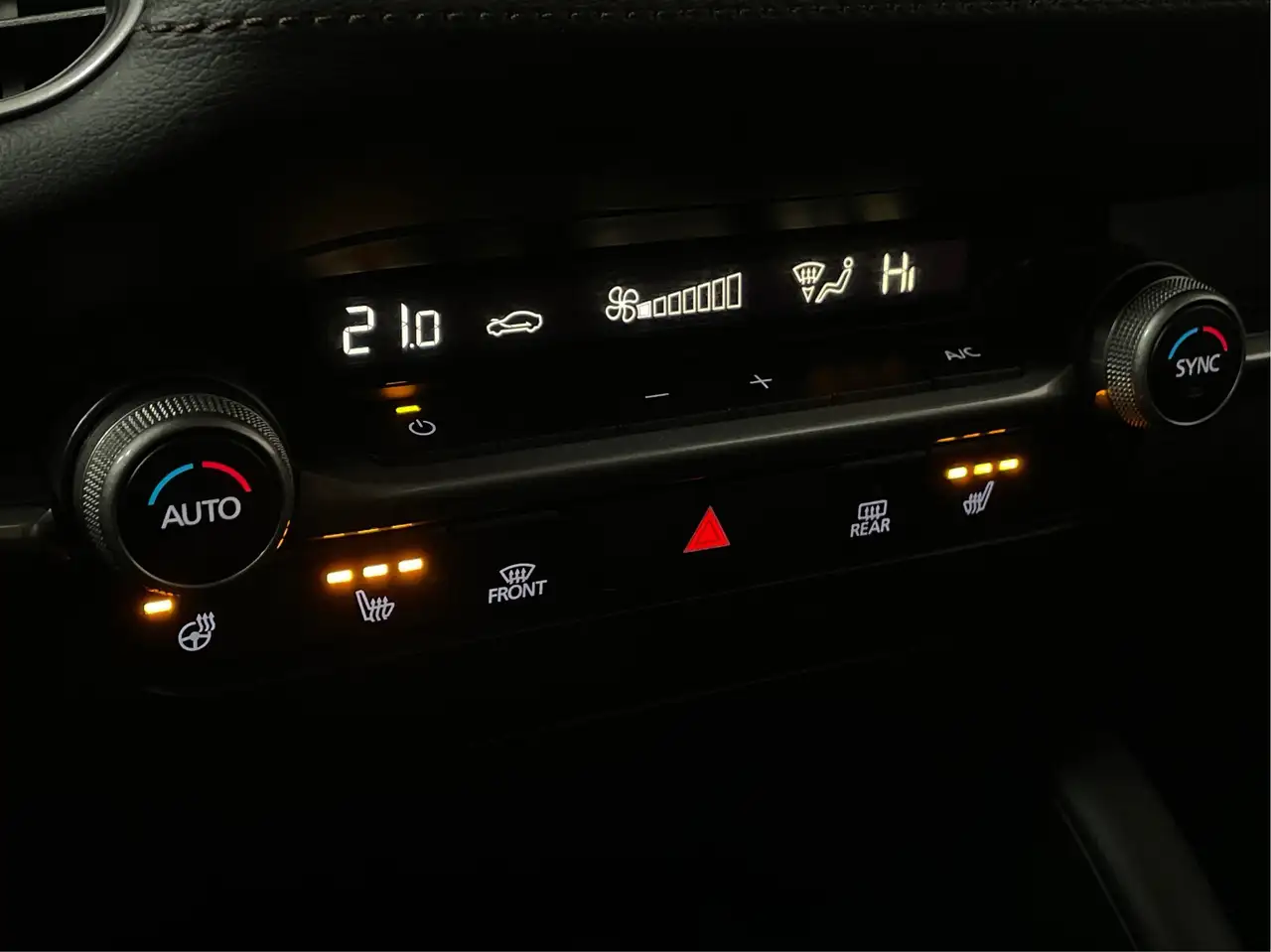 Mazda 3 снимка Mazda 3