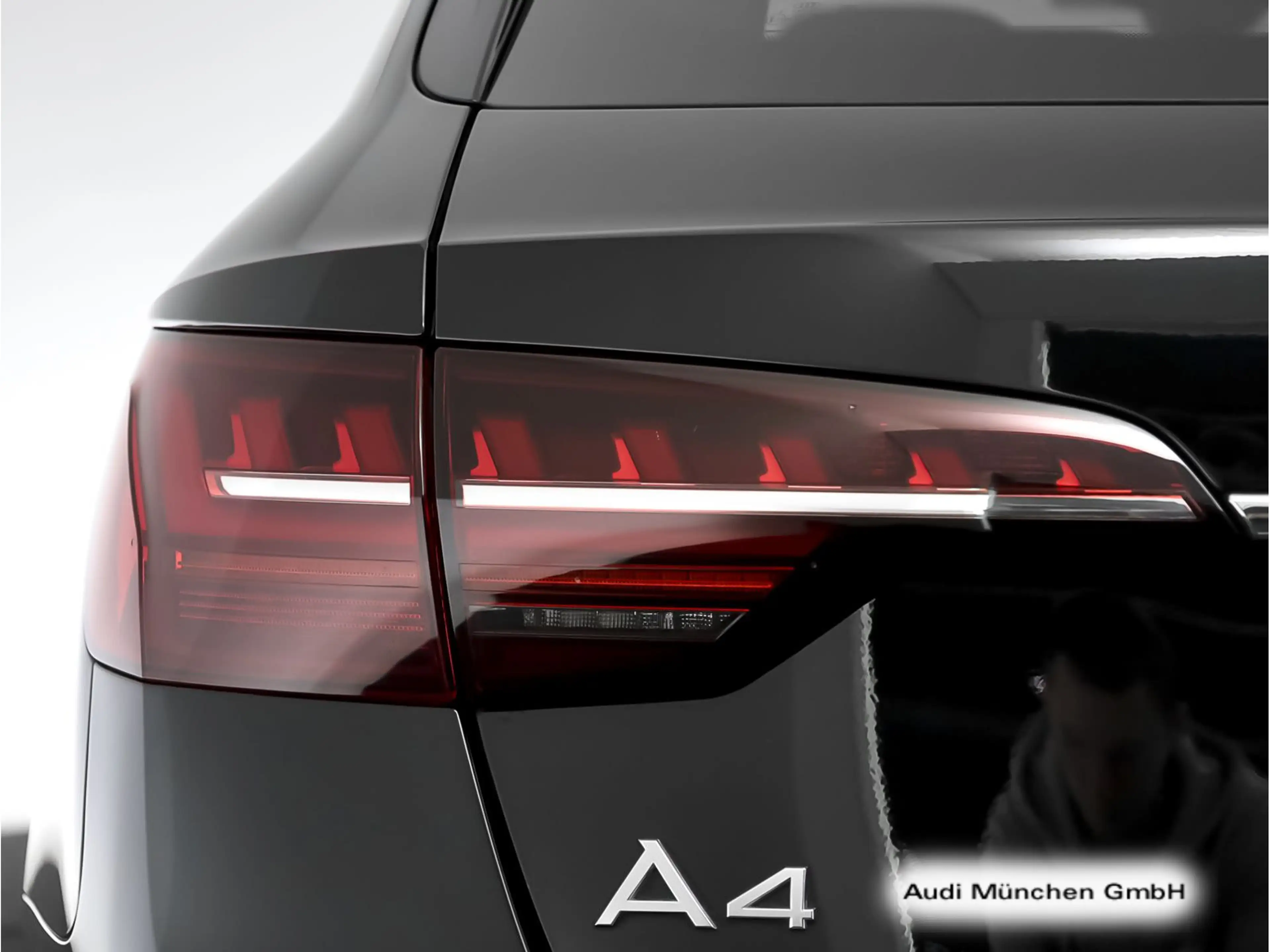 Audi A4 35 TFSI S tronic S line AHK/HuD/Navi+ — photo 11