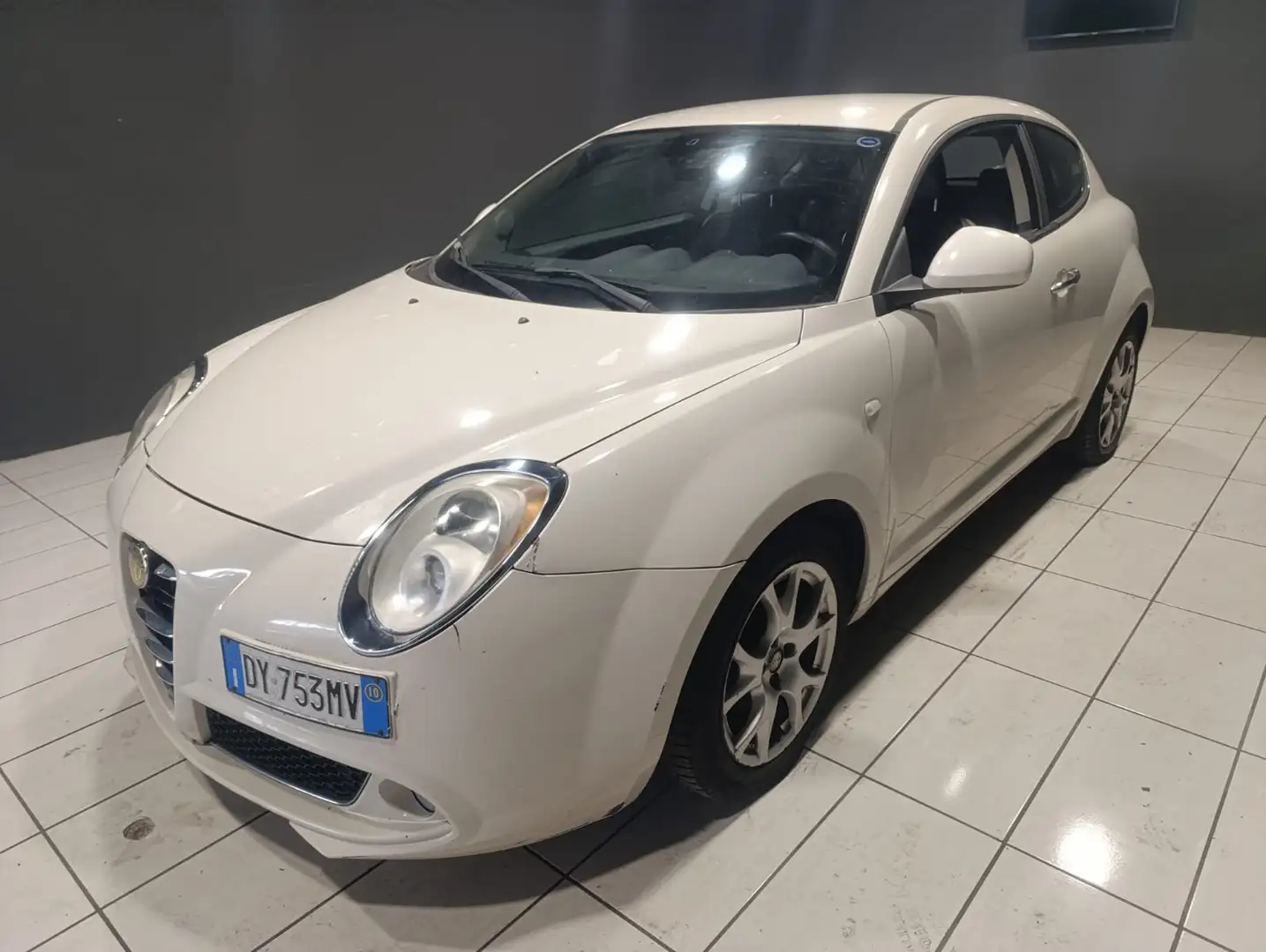 Alfa Romeo MiTo MiTo 1.4 tb Distinctive Premium Pack Gpl 120cv Blanc - 2