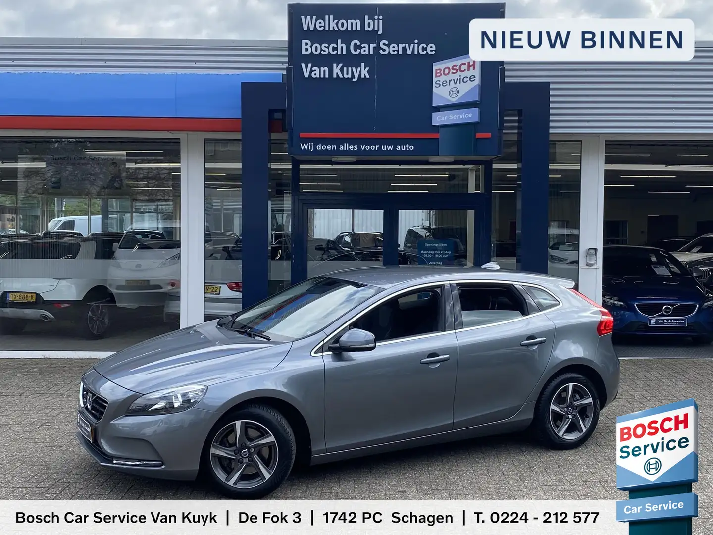 Volvo V40 1.6 T4 Momentum / Automaat / NL-Auto / 179 PK / Cr Szary - 1