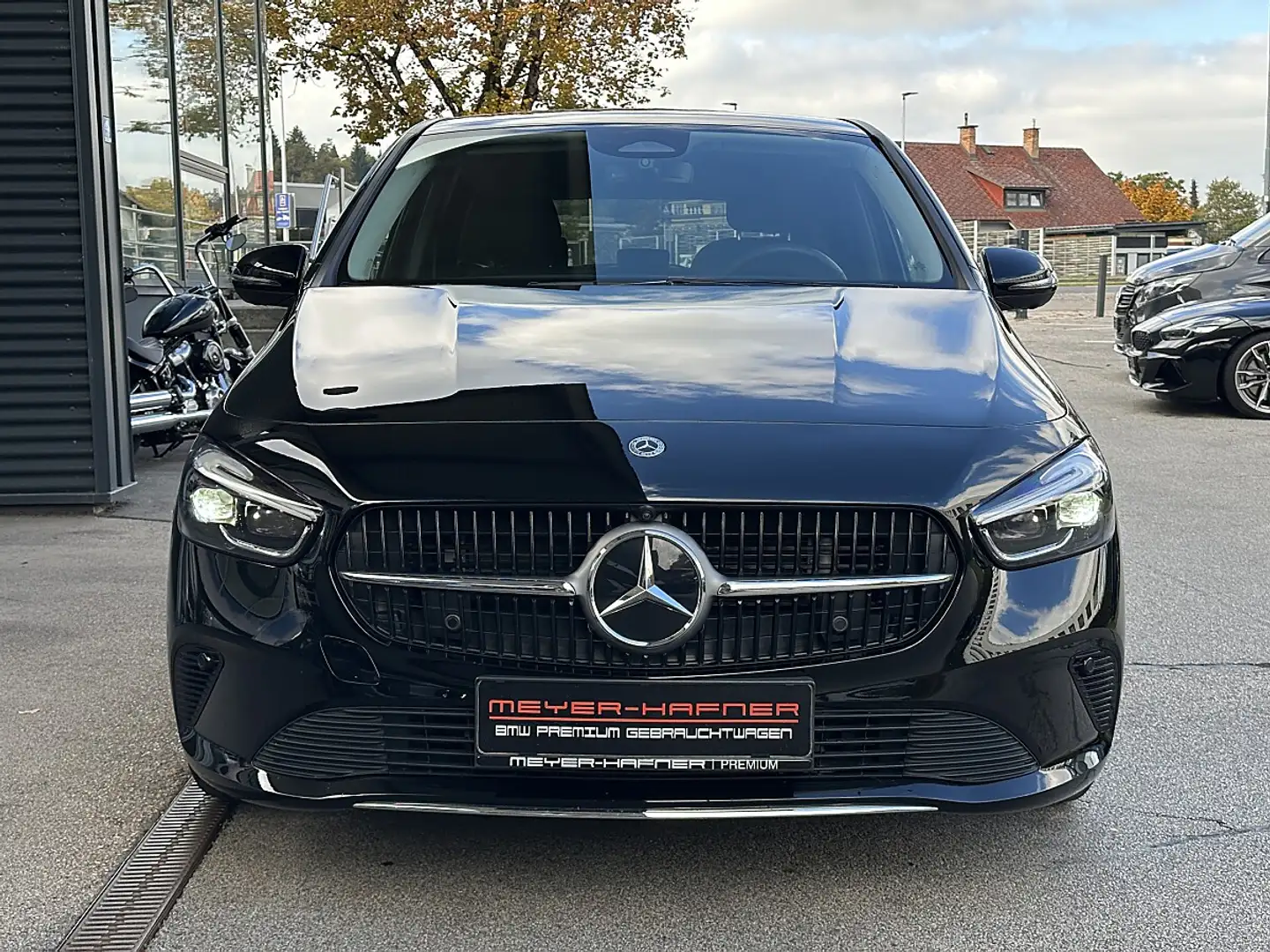 Mercedes-Benz B 200 Aut. Schwarz - 2