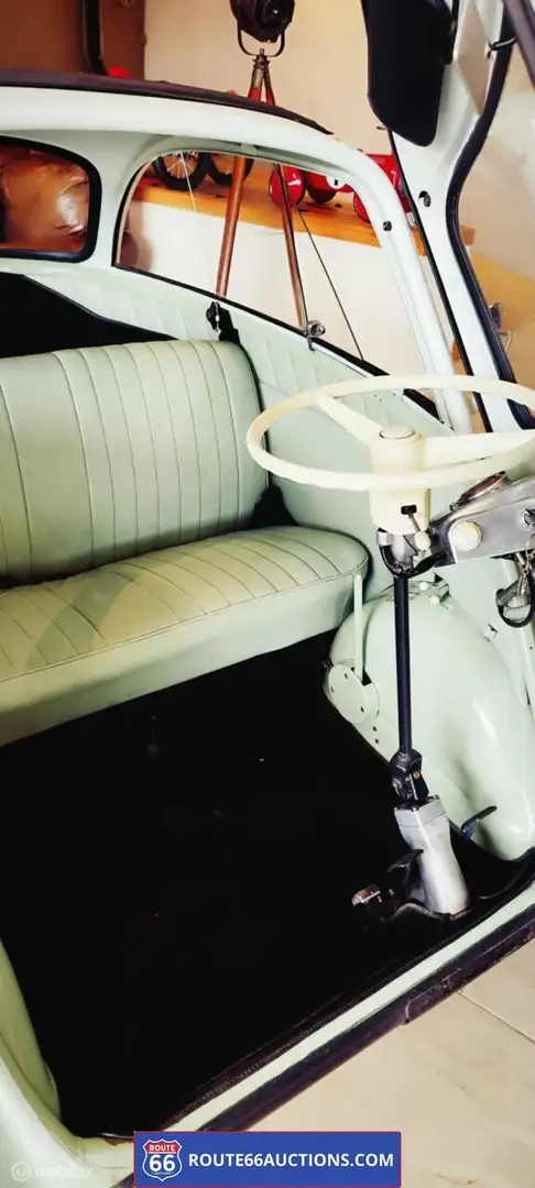 BMW Isetta 300 | 1961 | Route 66 Auctions Noir - 2