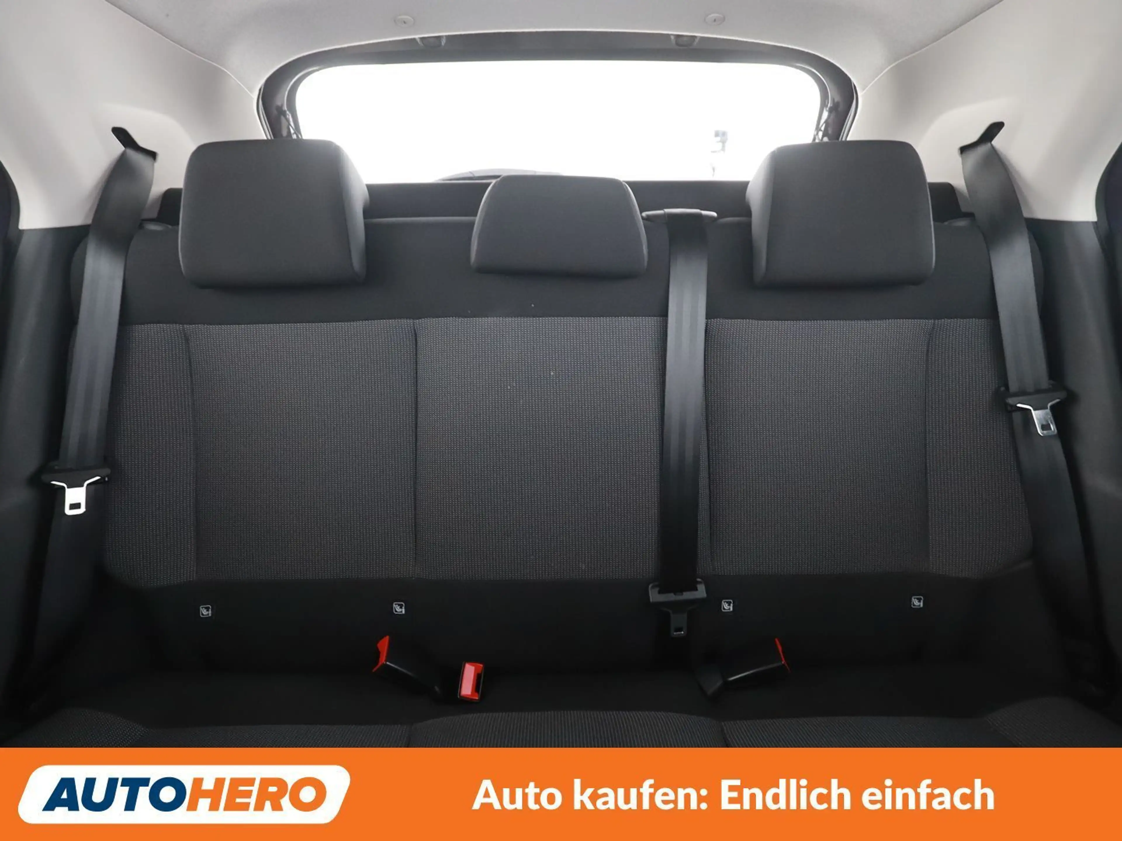 Citroen C4 Cactus 1.6 Blue-HDi Feel — photo 15