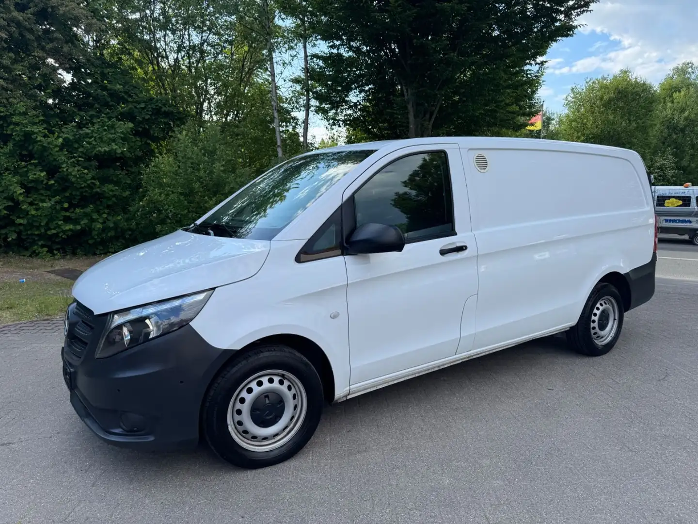 Mercedes-Benz Vito 116 CDI AUTOM. Lang *STANDHz.*SITZHz.*LEDER Blanc - 2
