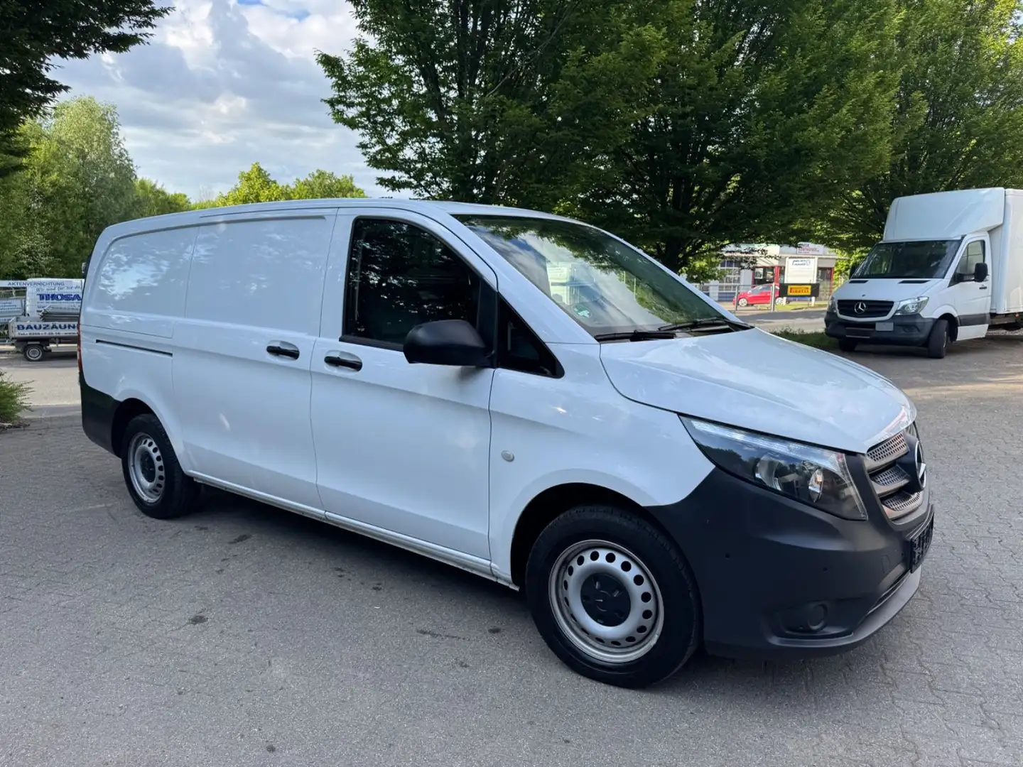 Mercedes-Benz Vito 116 CDI AUTOM. Lang *STANDHz.*SITZHz.*LEDER Blanc - 1