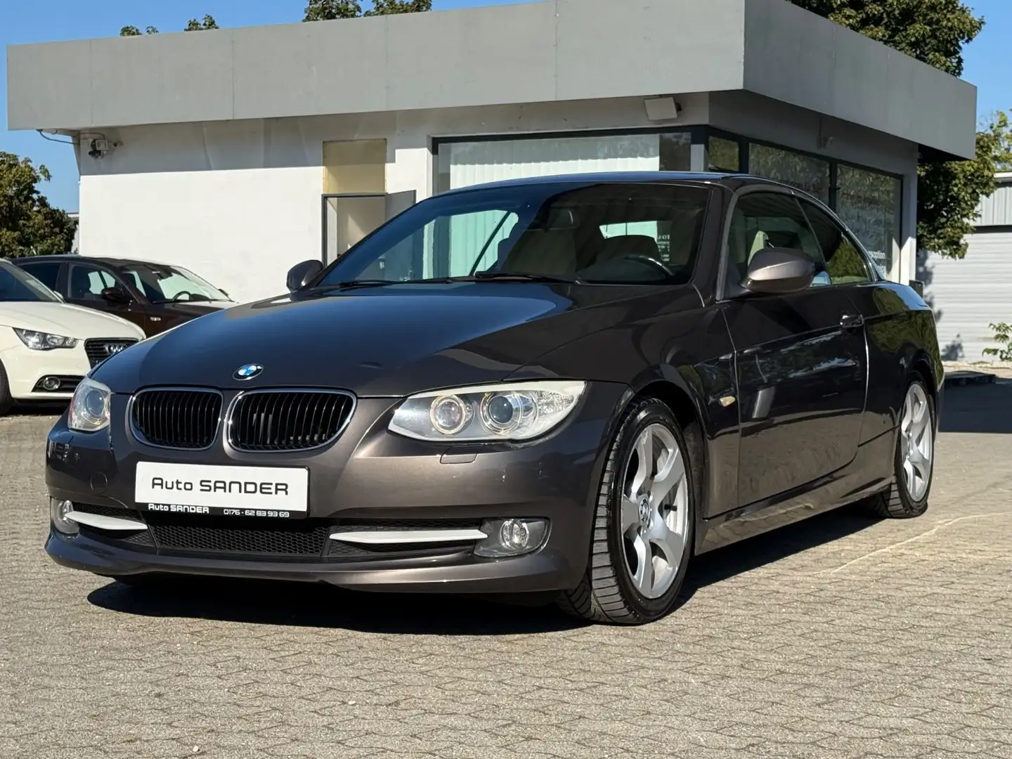 BMW 320 d LEDER H&K MEMORY XENON - 1