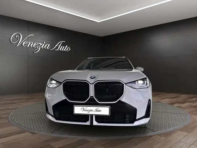 BMW X3 view 2