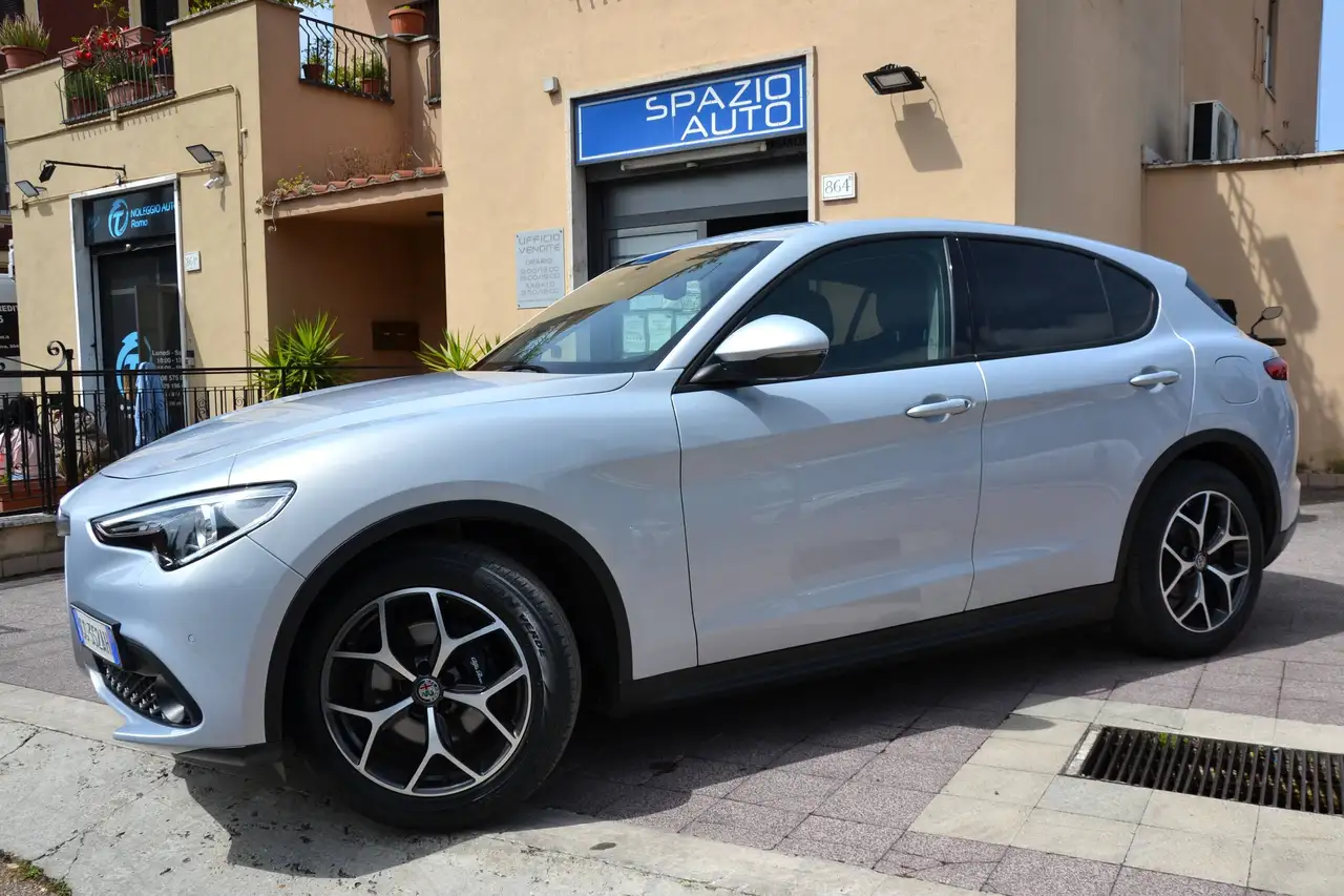 Alfa Romeo Stelvio 2021 — фото 19