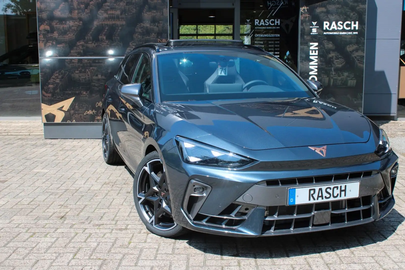 CUPRA Leon Sp 2.0 TSI 4Drive VZ DSG +LED+ACC+AHK+NAVI+ Grau - 2