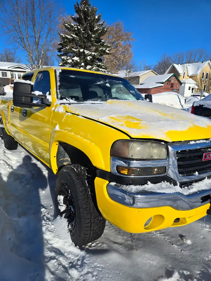 2004 GMC Sierra 2500HD