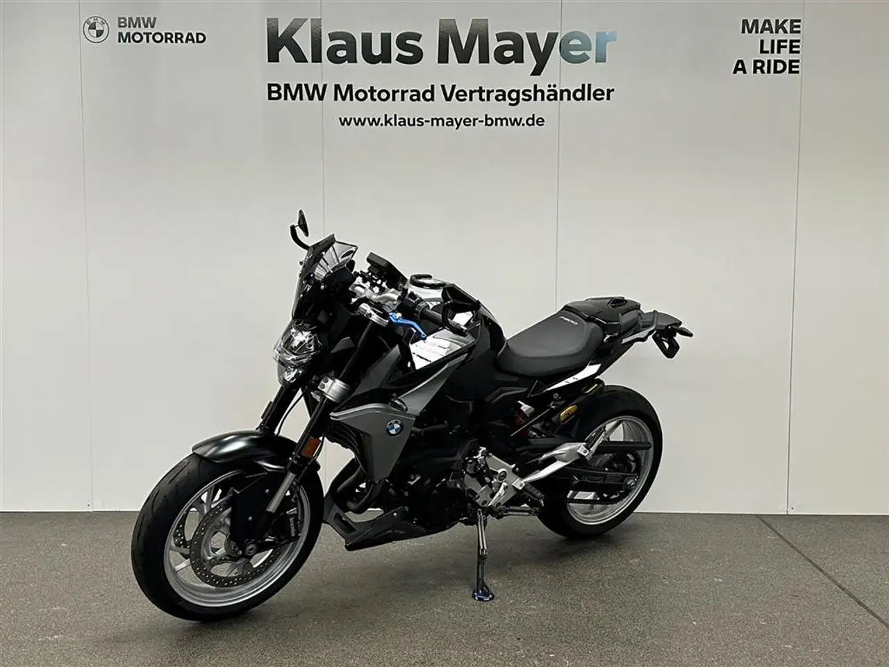 BMW F 900 R