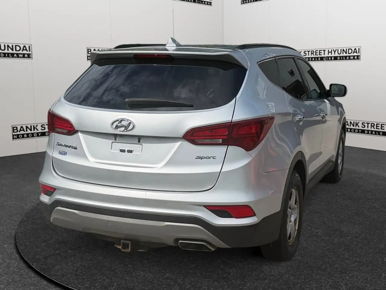 Hyundai SANTA FE photo Hyundai SANTA FE