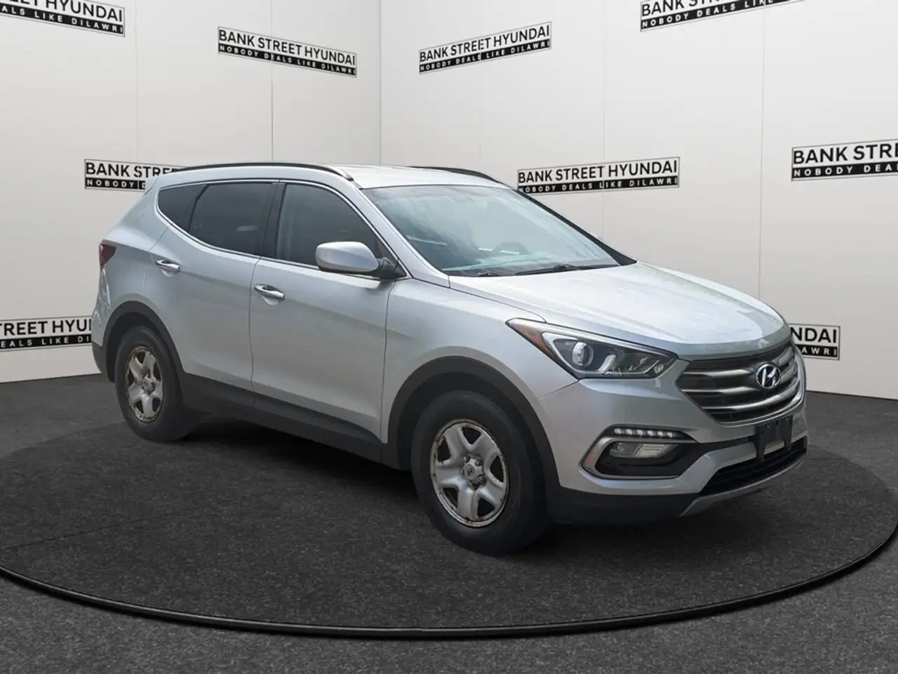 Hyundai SANTA FE photo Hyundai SANTA FE