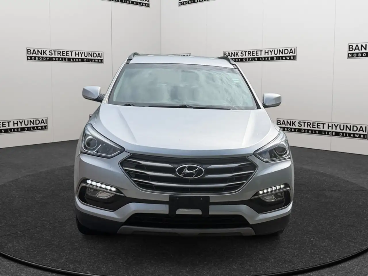 Hyundai SANTA FE photo Hyundai SANTA FE