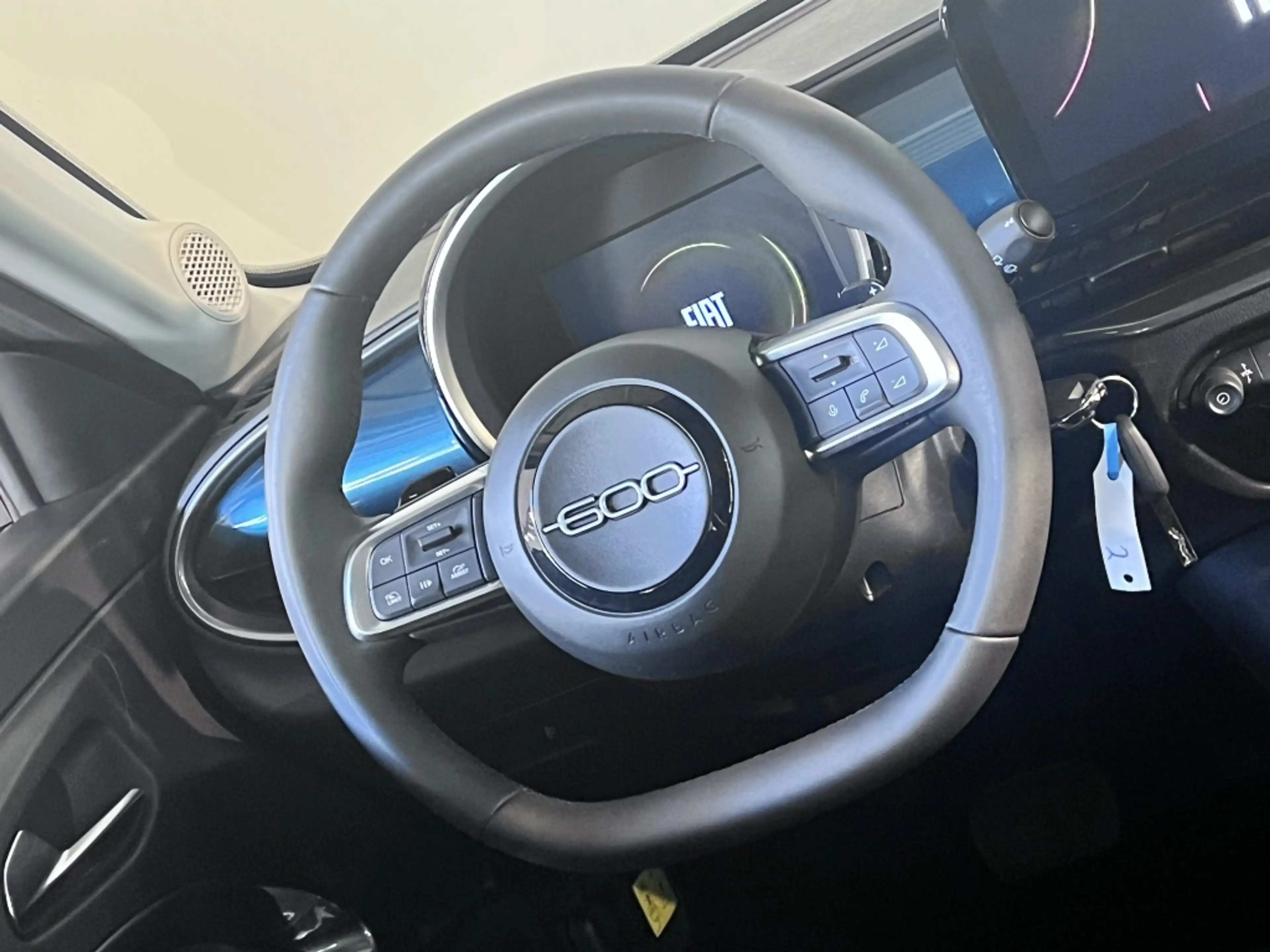 Fiat 600 1.2 Hybrid Urban — photo 15